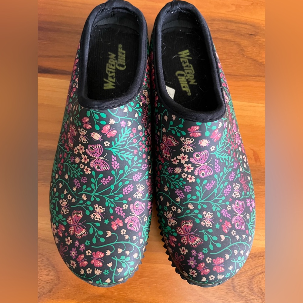 Floral rain/garden clogs